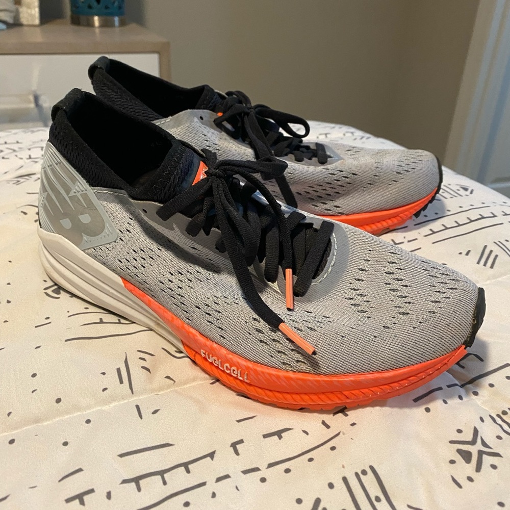 New balance fuel cell running shoes